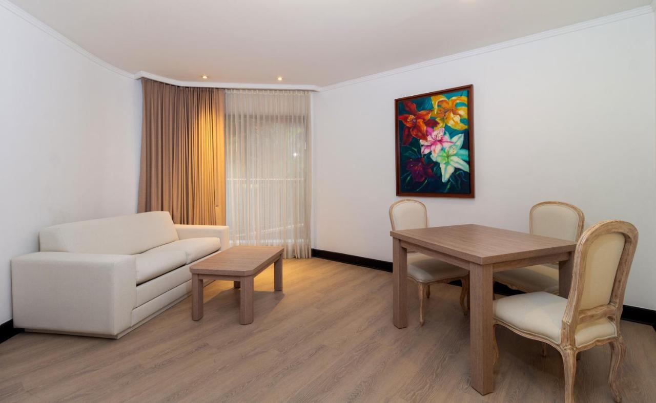 Hotel Dann Carlton Belfort Medellín Dış mekan fotoğraf A living room