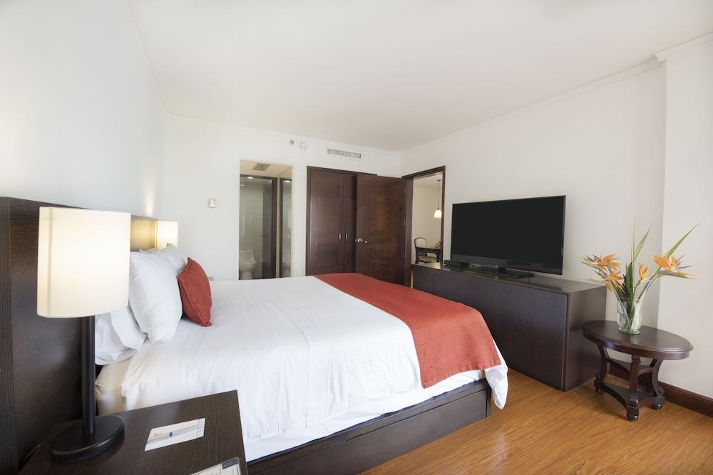 Hotel Dann Carlton Belfort Medellín Dış mekan fotoğraf A bedroom at the hotel