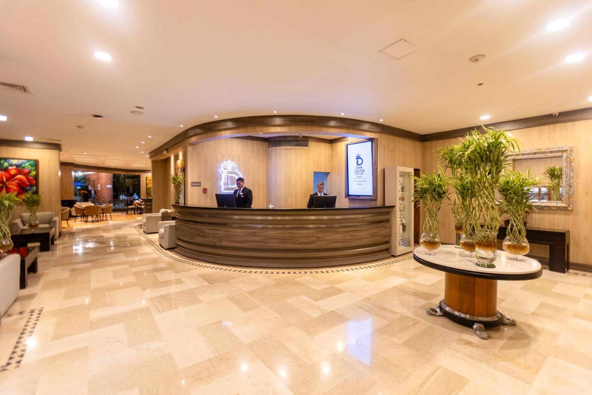 Hotel Dann Carlton Belfort Medellín Dış mekan fotoğraf Lobby